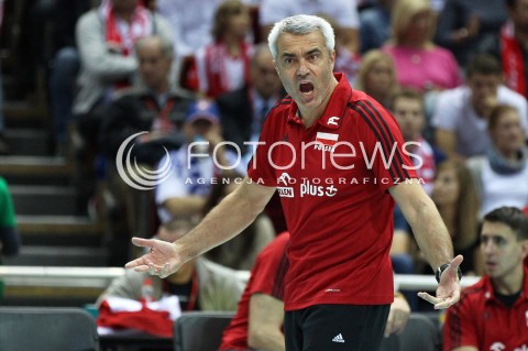  20.09.2013 GDANSK ERGO ARENA<br />SIATKOWKA MEZCZYZN<br />MISTRZOSTWA EUROPY W SIATKOWCE MEZCZYZN 2013 CEV VELUX<br />VOLLEYBALL EUROPEAN CHAMPIONSHIP MEN 2013 - FINAL ROUND <br />GRUPA B ( GROUP B )<br />POLSKA - TURCJA ( POLAND - TURKEY )<br />N/Z ANDREA ANASTASI TRENER ( HEAD COACH ) ZLOSC EMOCJE<br /> 