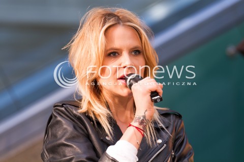  21.09.2013 LODZ MAJA SABLEWSKA NA POKAZIE MODY W GALERII LODZKIEJ N/Z MAJA SABLEWSKA SYLWETKA   