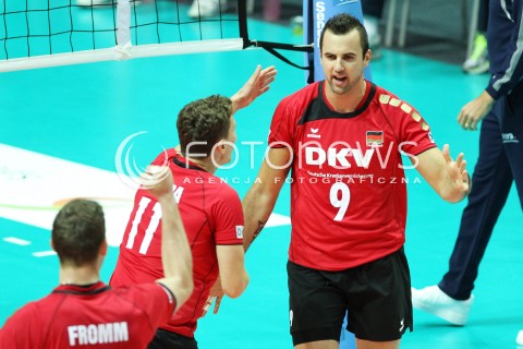  21.09.2013 GDYNIA<br />SIATKOWKA MEZCZYZN<br />MISTRZOSTWA EUROPY W SIATKOWCE MEZCZYZN 2013 CEV VELUX<br />VOLLEYBALL EUROPEAN CHAMPIONSHIP MEN 2013 - FINAL ROUND <br />GRUPA D ( GROUP D )<br />NIEMCY - BULGARIA ( GERMANY - BULGARIA )<br />N/Z GYORGY GROZER LUKAS IMMANUEL KAMPA RADOSC EMOCJE <br /> 