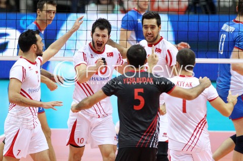  21.09.2013 GDANSK ERGO ARENA<br />SIATKOWKA MEZCZYZN<br />MISTRZOSTWA EUROPY W SIATKOWCE MEZCZYZN 2013 CEV VELUX<br />VOLLEYBALL EUROPEAN CHAMPIONSHIP MEN 2013 - FINAL ROUND <br />GRUPA B ( GROUP B )<br />SLOWACJA - TURCJA ( SLOVAKIA - TURKEY )<br />N/Z EMRE BATUR ULAS KIYAK METIN TOY MATEJ KUBS RADOSC EMOCJE <br /> 