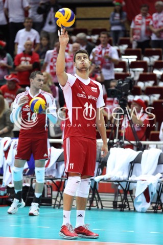  21.09.2013 GDANSK ERGO ARENA<br />SIATKOWKA MEZCZYZN<br />MISTRZOSTWA EUROPY W SIATKOWCE MEZCZYZN 2013 CEV VELUX<br />VOLLEYBALL EUROPEAN CHAMPIONSHIP MEN 2013 - FINAL ROUND <br />GRUPA B ( GROUP B )<br />FRANCJA - POLSKA ( FRANCE - POLAND )<br />N/Z FABIAN DRZYZGA SYLWETKA ROLLER FINGER<br /> 
