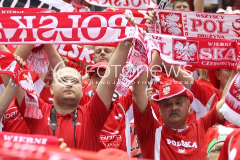  21.09.2013 GDANSK ERGO ARENA<br />SIATKOWKA MEZCZYZN<br />MISTRZOSTWA EUROPY W SIATKOWCE MEZCZYZN 2013 CEV VELUX<br />VOLLEYBALL EUROPEAN CHAMPIONSHIP MEN 2013 - FINAL ROUND <br />GRUPA B ( GROUP B )<br />FRANCJA - POLSKA ( FRANCE - POLAND )<br />N/Z KIBICE FLAGI SZALIKI TWARZE KIBIC WYMALOWANE<br /> 