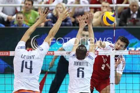  21.09.2013 GDANSK ERGO ARENA<br />SIATKOWKA MEZCZYZN<br />MISTRZOSTWA EUROPY W SIATKOWCE MEZCZYZN 2013 CEV VELUX<br />VOLLEYBALL EUROPEAN CHAMPIONSHIP MEN 2013 - FINAL ROUND <br />GRUPA B ( GROUP B )<br />FRANCJA - POLSKA ( FRANCE - POLAND )<br />N/Z MICHAL WINIARSKI NICOLAS LE GOFF BENJAMIN TONIUTTI <br /> 