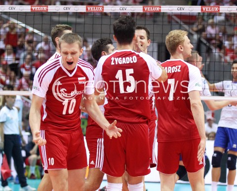  21.09.2013 GDANSK ERGO ARENA<br />SIATKOWKA MEZCZYZN<br />MISTRZOSTWA EUROPY W SIATKOWCE MEZCZYZN 2013 CEV VELUX<br />VOLLEYBALL EUROPEAN CHAMPIONSHIP MEN 2013 - FINAL ROUND <br />GRUPA B ( GROUP B )<br />FRANCJA - POLSKA ( FRANCE - POLAND )<br />N/Z LUKASZ WISNIEWSKI LUKASZ ZYGADLO JAKUB JAROSZ ZLOSC EMOCJE RADOSC<br /> 