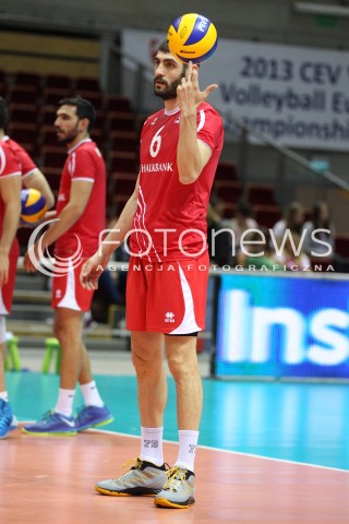  22.09.2013 GDANSK ERGO ARENA<br />SIATKOWKA MEZCZYZN<br />MISTRZOSTWA EUROPY W SIATKOWCE MEZCZYZN 2013 CEV VELUX<br />VOLLEYBALL EUROPEAN CHAMPIONSHIP MEN 2013 - FINAL ROUND <br />GRUPA B ( GROUP B )<br />TURCJA - FRANCJA ( TURKEY - FRANCE )<br />N/Z KEMAL KAYHAN ROLLER FINGER<br /> 