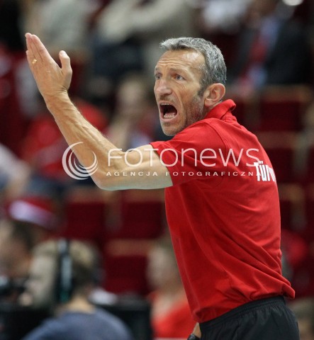  22.09.2013 GDANSK ERGO ARENA<br />SIATKOWKA MEZCZYZN<br />MISTRZOSTWA EUROPY W SIATKOWCE MEZCZYZN 2013 CEV VELUX<br />VOLLEYBALL EUROPEAN CHAMPIONSHIP MEN 2013 - FINAL ROUND <br />GRUPA B ( GROUP B )<br />TURCJA - FRANCJA ( TURKEY - FRANCE )<br />N/Z EMANUELE ZANINI HEAD COACH ( TRENER ) SYLWETKA ZLOSC EMOCJE <br /> 