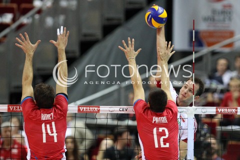  22.09.2013 GDANSK ERGO ARENA<br />SIATKOWKA MEZCZYZN<br />MISTRZOSTWA EUROPY W SIATKOWCE MEZCZYZN 2013 CEV VELUX<br />VOLLEYBALL EUROPEAN CHAMPIONSHIP MEN 2013 - FINAL ROUND <br />GRUPA B ( GROUP B )<br />POLSKA - SLOWACJA ( POLSKA - SLOWACJA )<br />N/Z BARTOSZ KUREK TOMAS KMET MATEJ PATAK <br /> 