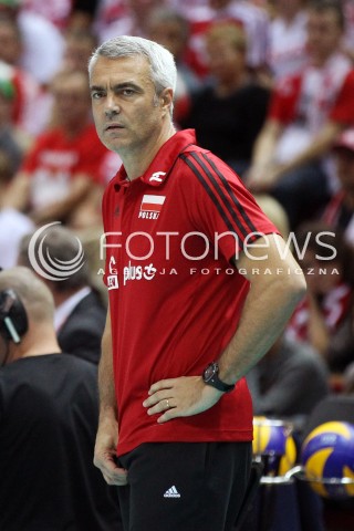  22.09.2013 GDANSK ERGO ARENA<br />SIATKOWKA MEZCZYZN<br />MISTRZOSTWA EUROPY W SIATKOWCE MEZCZYZN 2013 CEV VELUX<br />VOLLEYBALL EUROPEAN CHAMPIONSHIP MEN 2013 - FINAL ROUND <br />GRUPA B ( GROUP B )<br />POLSKA - SLOWACJA ( POLSKA - SLOWACJA )<br />N/Z ANDREA ANASTASI TRENER ( HEAD COACH ) SYLWETKA <br /> 