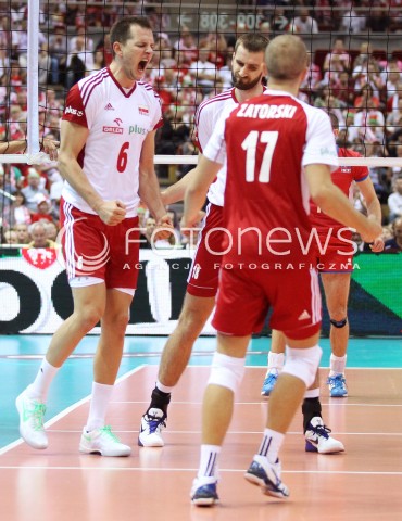  22.09.2013 GDANSK ERGO ARENA<br />SIATKOWKA MEZCZYZN<br />MISTRZOSTWA EUROPY W SIATKOWCE MEZCZYZN 2013 CEV VELUX<br />VOLLEYBALL EUROPEAN CHAMPIONSHIP MEN 2013 - FINAL ROUND <br />GRUPA B ( GROUP B )<br />POLSKA - SLOWACJA ( POLSKA - SLOWACJA )<br />N/Z BARTOSZ KUREK PAWEL ZATORSKI MARCIN MOZDZONEK RADOSC EMOCJE <br /> 