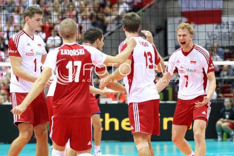  22.09.2013 GDANSK ERGO ARENA<br />SIATKOWKA MEZCZYZN<br />MISTRZOSTWA EUROPY W SIATKOWCE MEZCZYZN 2013 CEV VELUX<br />VOLLEYBALL EUROPEAN CHAMPIONSHIP MEN 2013 - FINAL ROUND <br />GRUPA B ( GROUP B )<br />POLSKA - SLOWACJA ( POLSKA - SLOWACJA )<br />N/Z JAKUB JAROSZ PIOTR NOWAKOWSKI PAWEL ZATORSKI MICHAL KUBIAK RADOSC EMOCJE <br /> 