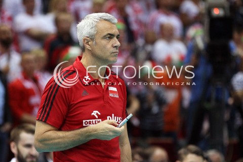  22.09.2013 GDANSK ERGO ARENA<br />SIATKOWKA MEZCZYZN<br />MISTRZOSTWA EUROPY W SIATKOWCE MEZCZYZN 2013 CEV VELUX<br />VOLLEYBALL EUROPEAN CHAMPIONSHIP MEN 2013 - FINAL ROUND <br />GRUPA B ( GROUP B )<br />POLSKA - SLOWACJA ( POLSKA - SLOWACJA )<br />N/Z ANDREA ANASTASI TRENER ( HEAD COACH ) SYLWETKA <br /> 