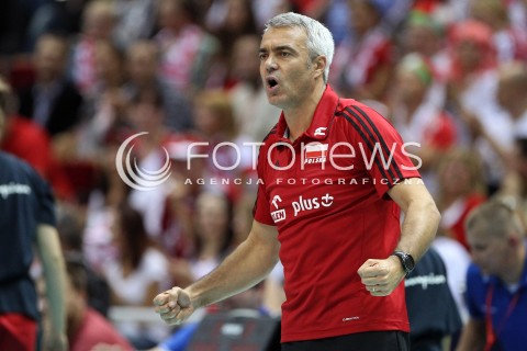  22.09.2013 GDANSK ERGO ARENA<br />SIATKOWKA MEZCZYZN<br />MISTRZOSTWA EUROPY W SIATKOWCE MEZCZYZN 2013 CEV VELUX<br />VOLLEYBALL EUROPEAN CHAMPIONSHIP MEN 2013 - FINAL ROUND <br />GRUPA B ( GROUP B )<br />POLSKA - SLOWACJA ( POLSKA - SLOWACJA )<br />N/Z ANDREA ANASTASI TRENER ( HEAD COACH ) RADOSC EMOCJE SYLWETKA <br /> 