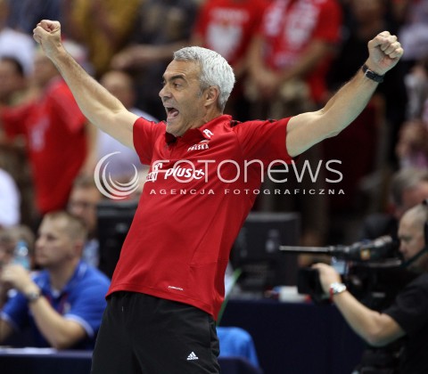  22.09.2013 GDANSK ERGO ARENA<br />SIATKOWKA MEZCZYZN<br />MISTRZOSTWA EUROPY W SIATKOWCE MEZCZYZN 2013 CEV VELUX<br />VOLLEYBALL EUROPEAN CHAMPIONSHIP MEN 2013 - FINAL ROUND <br />GRUPA B ( GROUP B )<br />POLSKA - SLOWACJA ( POLSKA - SLOWACJA )<br />N/Z ANDREA ANASTASI TRENER ( HEAD COACH ) SYLWETKA RADOSC EMOCJE <br /> 