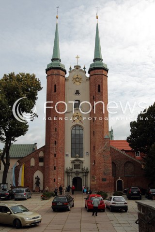  22.09.2013 GDANSK<br />MIASTO GDANSK WIDOK<br />GDANSK CITY VIEW<br />ZDJECIE ILUSTRACYJNE<br />N/Z OPACTWO CYSTERSOW W GDANSKU OLIWIE GDANSK OLIWA<br />W TYM KOSCIELE ZNAJDUJA SIE NAJWIEKSZE ORGANY W POLSCE<br /> 