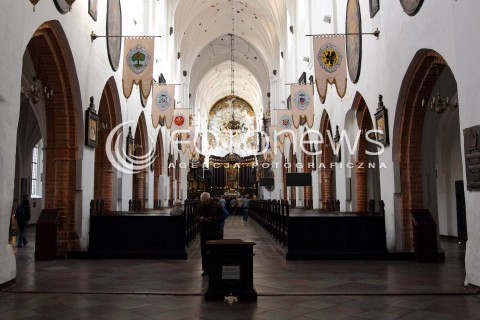  22.09.2013 GDANSK<br />MIASTO GDANSK WIDOK<br />GDANSK CITY VIEW<br />ZDJECIE ILUSTRACYJNE<br />N/Z OPACTWO CYSTERSOW W GDANSKU OLIWIE GDANSK OLIWA<br />W TYM KOSCIELE ZNAJDUJA SIE NAJWIEKSZE ORGANY W POLSCE WIDOK VIEW WNETRZE INSIDE<br /> 