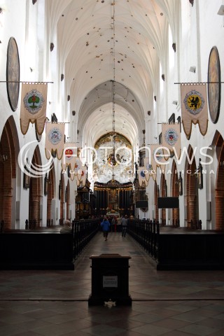  22.09.2013 GDANSK<br />MIASTO GDANSK WIDOK<br />GDANSK CITY VIEW<br />ZDJECIE ILUSTRACYJNE<br />N/Z OPACTWO CYSTERSOW W GDANSKU OLIWIE GDANSK OLIWA<br />W TYM KOSCIELE ZNAJDUJA SIE NAJWIEKSZE ORGANY W POLSCE WIDOK VIEW WNETRZE INSIDE<br /> 