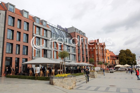  22.09.2013 GDANSK<br />MIASTO GDANSK WIDOK<br />GDANSK CITY VIEW<br />ZDJECIE ILUSTRACYJNE<br />N/Z DEPTAK ULICA DLUGA W GDANSKU<br />STARE MIASTO W GDANSKU<br />STAROWKA PORT PRZYSTAN KAMIENICE KAMIENICA<br /> 