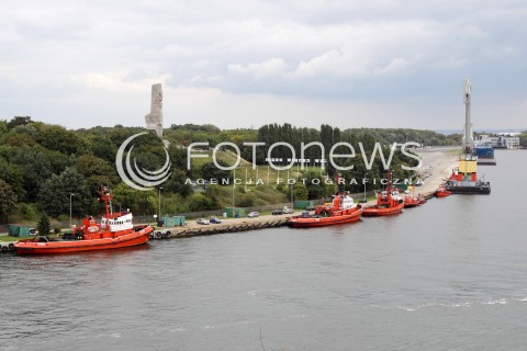  22.09.2013 GDANSK<br />MIASTO GDANSK WIDOK<br />GDANSK CITY VIEW<br />ZDJECIE ILUSTRACYJNE<br />N/Z STOCZNIA PORT STATKI DOK DOKI LODZ RZEKA PANORAMA WESTERPLATTE<br /> 