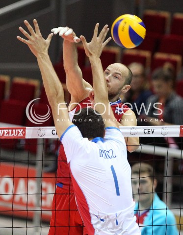  24.09.2013 GDANSK ERGO ARENA<br />SIATKOWKA MEZCZYZN<br />MISTRZOSTWA EUROPY W SIATKOWCE MEZCZYZN 2013 CEV VELUX<br />VOLLEYBALL EUROPEAN CHAMPIONSHIP MEN 2013 - FINAL ROUND <br />BARAZE O AWANS DO CWIERCFINALU<br />ROSJA - SLOWACJA ( RUSSIA - SLOVAKIA )<br />N/Z NIKOLAY PAVLOV MILAN BENCZ <br /> 