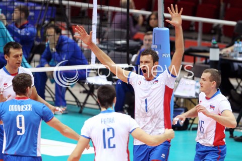  24.09.2013 GDANSK ERGO ARENA<br />SIATKOWKA MEZCZYZN<br />MISTRZOSTWA EUROPY W SIATKOWCE MEZCZYZN 2013 CEV VELUX<br />VOLLEYBALL EUROPEAN CHAMPIONSHIP MEN 2013 - FINAL ROUND <br />BARAZE O AWANS DO CWIERCFINALU<br />ROSJA - SLOWACJA ( RUSSIA - SLOVAKIA )<br />N/Z MILAN BENCZ JURAJ ZATKO MATEJ PATAK ROMAN ONDRUSEK RADOSC EMOCJE <br /> 