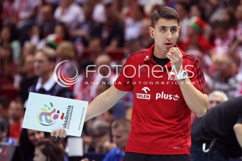  24.09.2013 GDANSK ERGO ARENA<br />SIATKOWKA MEZCZYZN<br />MISTRZOSTWA EUROPY W SIATKOWCE MEZCZYZN 2013 CEV VELUX<br />VOLLEYBALL EUROPEAN CHAMPIONSHIP MEN 2013 - FINAL ROUND <br />BARAZE O AWANS DO CWIERCFINALU<br />POLSKA - BULGARIA ( POLAND - BULGARIA )<br />N/Z MIESZKO GOGOL SYLWETKA<br /> 