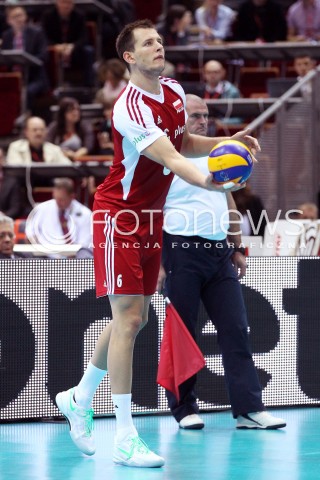  24.09.2013 GDANSK ERGO ARENA<br />SIATKOWKA MEZCZYZN<br />MISTRZOSTWA EUROPY W SIATKOWCE MEZCZYZN 2013 CEV VELUX<br />VOLLEYBALL EUROPEAN CHAMPIONSHIP MEN 2013 - FINAL ROUND <br />BARAZE O AWANS DO CWIERCFINALU<br />POLSKA - BULGARIA ( POLAND - BULGARIA )<br />N/Z BARTOSZ KUREK SYLWETKA <br /> 