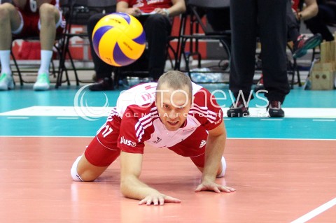  24.09.2013 GDANSK ERGO ARENA<br />SIATKOWKA MEZCZYZN<br />MISTRZOSTWA EUROPY W SIATKOWCE MEZCZYZN 2013 CEV VELUX<br />VOLLEYBALL EUROPEAN CHAMPIONSHIP MEN 2013 - FINAL ROUND <br />BARAZE O AWANS DO CWIERCFINALU<br />POLSKA - BULGARIA ( POLAND - BULGARIA )<br />N/Z PAWEL ZATORSKI SYLWETKA <br /> 