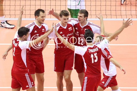  24.09.2013 GDANSK ERGO ARENA<br />SIATKOWKA MEZCZYZN<br />MISTRZOSTWA EUROPY W SIATKOWCE MEZCZYZN 2013 CEV VELUX<br />VOLLEYBALL EUROPEAN CHAMPIONSHIP MEN 2013 - FINAL ROUND <br />BARAZE O AWANS DO CWIERCFINALU<br />POLSKA - BULGARIA ( POLAND - BULGARIA )<br />N/Z PIOTR NOWAKOWSKI GRZEGORZ BOCIEK BARTOSZ KUREK LUKASZ ZYGADLO RADOSC EMOCJE <br /> 
