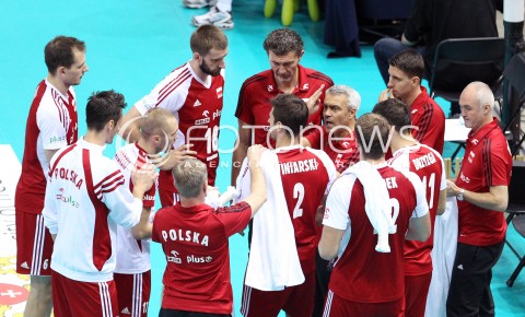  24.09.2013 GDANSK ERGO ARENA<br />SIATKOWKA MEZCZYZN<br />MISTRZOSTWA EUROPY W SIATKOWCE MEZCZYZN 2013 CEV VELUX<br />VOLLEYBALL EUROPEAN CHAMPIONSHIP MEN 2013 - FINAL ROUND <br />BARAZE O AWANS DO CWIERCFINALU<br />POLSKA - BULGARIA ( POLAND - BULGARIA )<br />N/Z ANDREA ANASTASI TRENER ( HEAD COACH ) ANDREA GARDINI II TRENER ( ASSISTANT COACH ) MICHAL WINIARSKI GRZEGORZ BOCIEK FABIAN DRZYZGA PAWEL ZATORSKI MARCIN MOZDZONEK MIESZKO GAGOL BARTOSZ KUREK <br /> 