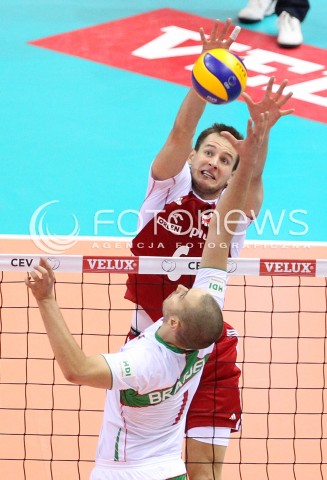  24.09.2013 GDANSK ERGO ARENA<br />SIATKOWKA MEZCZYZN<br />MISTRZOSTWA EUROPY W SIATKOWCE MEZCZYZN 2013 CEV VELUX<br />VOLLEYBALL EUROPEAN CHAMPIONSHIP MEN 2013 - FINAL ROUND <br />BARAZE O AWANS DO CWIERCFINALU<br />POLSKA - BULGARIA ( POLAND - BULGARIA )<br />N/Z BARTOSZ KUREK GEORGI BRATOEV <br /> 