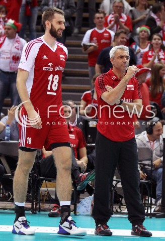  24.09.2013 GDANSK ERGO ARENA<br />SIATKOWKA MEZCZYZN<br />MISTRZOSTWA EUROPY W SIATKOWCE MEZCZYZN 2013 CEV VELUX<br />VOLLEYBALL EUROPEAN CHAMPIONSHIP MEN 2013 - FINAL ROUND <br />BARAZE O AWANS DO CWIERCFINALU<br />POLSKA - BULGARIA ( POLAND - BULGARIA )<br />N/Z MARCIN MOZDZONEK ANDREA ANASTASI TRENER ( HEAD COACH ) SYLWETKA <br /> 