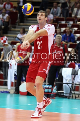  24.09.2013 GDANSK ERGO ARENA<br />SIATKOWKA MEZCZYZN<br />MISTRZOSTWA EUROPY W SIATKOWCE MEZCZYZN 2013 CEV VELUX<br />VOLLEYBALL EUROPEAN CHAMPIONSHIP MEN 2013 - FINAL ROUND <br />BARAZE O AWANS DO CWIERCFINALU<br />POLSKA - BULGARIA ( POLAND - BULGARIA )<br />N/Z GRZEGORZ BOCIEK SYLWETKA <br /> 