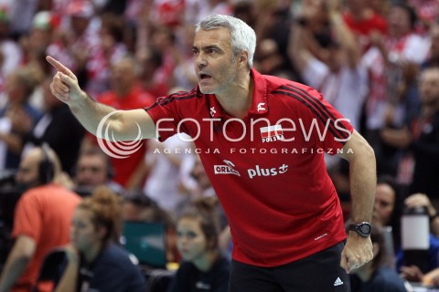  24.09.2013 GDANSK ERGO ARENA<br />SIATKOWKA MEZCZYZN<br />MISTRZOSTWA EUROPY W SIATKOWCE MEZCZYZN 2013 CEV VELUX<br />VOLLEYBALL EUROPEAN CHAMPIONSHIP MEN 2013 - FINAL ROUND <br />BARAZE O AWANS DO CWIERCFINALU<br />POLSKA - BULGARIA ( POLAND - BULGARIA )<br />N/Z ANDREA ANASTASI TRENER ( HEAD COACH ) SYLWETKA <br /> 