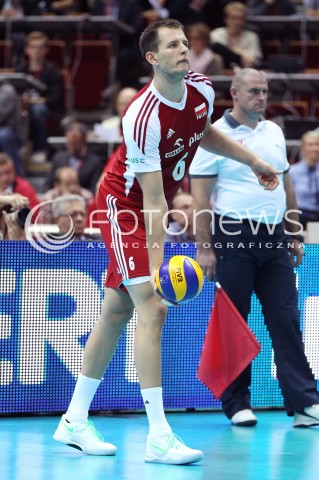  24.09.2013 GDANSK ERGO ARENA<br />SIATKOWKA MEZCZYZN<br />MISTRZOSTWA EUROPY W SIATKOWCE MEZCZYZN 2013 CEV VELUX<br />VOLLEYBALL EUROPEAN CHAMPIONSHIP MEN 2013 - FINAL ROUND <br />BARAZE O AWANS DO CWIERCFINALU<br />POLSKA - BULGARIA ( POLAND - BULGARIA )<br />N/Z BARTOSZ KUREK SYLWETKA <br /> 