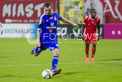  25.09.2013 LODZ PILKA NOZNA T-MOBILE EKSTRAKLASA SEZON 2013/2014 FOOTBALL POLISH EKSTRAKLASA SEASON WIDZEW LODZ - RUCH CHORZOW N/ZFILIP STARZYNSKI SYLWETKA KARNY   