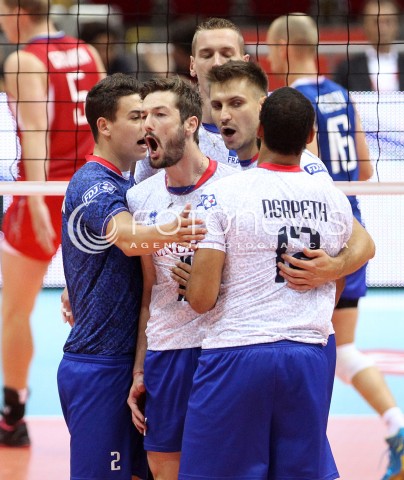  25.09.2013 GDANSK ERGO ARENA<br />SIATKOWKA MEZCZYZN<br />MISTRZOSTWA EUROPY W SIATKOWCE MEZCZYZN 2013 CEV VELUX<br />VOLLEYBALL EUROPEAN CHAMPIONSHIP MEN 2013 - FINAL ROUND <br />BARAZE O AWANS DO CWIERCFINALU<br />FRANCJA - ROSJA ( FRANCE - RUSSIA )<br />N/Z JULIEN LYNEEL EARVIN NGAPETH JENIA GREBENNIKOV RADOSC EMOCJE ANTONIN ROUZIER <br /> 