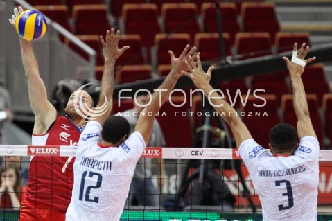  25.09.2013 GDANSK ERGO ARENA<br />SIATKOWKA MEZCZYZN<br />MISTRZOSTWA EUROPY W SIATKOWCE MEZCZYZN 2013 CEV VELUX<br />VOLLEYBALL EUROPEAN CHAMPIONSHIP MEN 2013 - FINAL ROUND <br />BARAZE O AWANS DO CWIERCFINALU<br />FRANCJA - ROSJA ( FRANCE - RUSSIA )<br />N/Z NIKOLAY PAVLOV EARVIN NGAPETH GERALD HARDY-DESSOURCES <br /> 