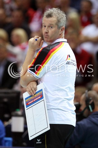  25.09.2013 GDANSK ERGO ARENA<br />SIATKOWKA MEZCZYZN<br />MISTRZOSTWA EUROPY W SIATKOWCE MEZCZYZN 2013 CEV VELUX<br />VOLLEYBALL EUROPEAN CHAMPIONSHIP MEN 2013 - FINAL ROUND <br />BARAZE O AWANS DO CWIERCFINALU<br />NIEMCY - BULGARIA ( GERMANY - BULGARIA )<br />N/Z VITAL HEYNEN HEAD COACH ( TRENER ) SYLWETKA <br /> 