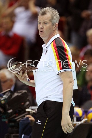 25.09.2013 GDANSK ERGO ARENA<br />SIATKOWKA MEZCZYZN<br />MISTRZOSTWA EUROPY W SIATKOWCE MEZCZYZN 2013 CEV VELUX<br />VOLLEYBALL EUROPEAN CHAMPIONSHIP MEN 2013 - FINAL ROUND <br />BARAZE O AWANS DO CWIERCFINALU<br />NIEMCY - BULGARIA ( GERMANY - BULGARIA )<br />N/Z VITAL HEYNEN HEAD COACH ( TRENER ) SYLWETKA <br /> 