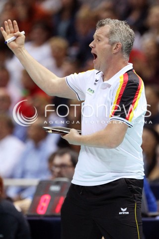  25.09.2013 GDANSK ERGO ARENA<br />SIATKOWKA MEZCZYZN<br />MISTRZOSTWA EUROPY W SIATKOWCE MEZCZYZN 2013 CEV VELUX<br />VOLLEYBALL EUROPEAN CHAMPIONSHIP MEN 2013 - FINAL ROUND <br />BARAZE O AWANS DO CWIERCFINALU<br />NIEMCY - BULGARIA ( GERMANY - BULGARIA )<br />N/Z VITAL HEYNEN HEAD COACH ( TRENER ) SYLWETKA <br /> 
