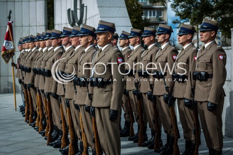  27.09.2013 WARSZAWA 74. ROCZNICA POWSTANIA POLSKIEGO PANSTWA PODZIEMNEGO N/Z ZOLNIERZE  