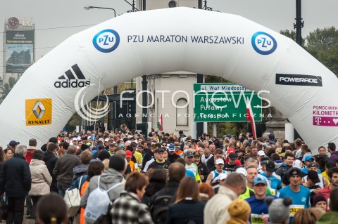  29.09.2013 WARSZAWA 35 PZU MARATON WARSZAWSKI N/Z START KIBICE  