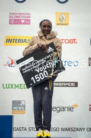  29.09.2013 WARSZAWA 35 PZU MARATON WARSZAWSKI N/Z  DEKORACJA LYDIA RUTTO  