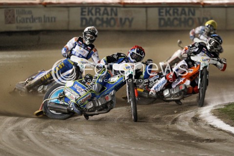  29.09.2013 RZESZOW ZUZEL SPEEDWAY <br />FINAL INDYWIDUALNYCH MISTRZOSTW EUROPY 2013 NA ZUZLU W RZESZOWIE<br />FINAL ROUND INDIVIDUAL SPEEDWAY EUROPEAN CHAMPIONSHIP IN RZESZOW<br />N/Z BIEG 1: ALES DRYML (CZERWONY), SEBASTIAN ULAMEK (NIEBIESKI), GRZEGORZ WALASEK (BIALY), NICOLAS COVATTI (ZOLTY)<br /> 