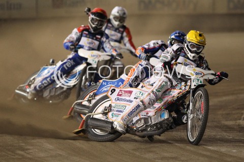  29.09.2013 RZESZOW ZUZEL SPEEDWAY <br />FINAL INDYWIDUALNYCH MISTRZOSTW EUROPY 2013 NA ZUZLU W RZESZOWIE<br />FINAL ROUND INDIVIDUAL SPEEDWAY EUROPEAN CHAMPIONSHIP IN RZESZOW<br />N/Z BIEG 2: LUKASZ SOWKA (CZERWONY), JURICA PAVLIC (NIEBIESKI), ROBERT MISKOWIAK (BIALY), MARTIN VACULIK (ZOLTY)<br /> 