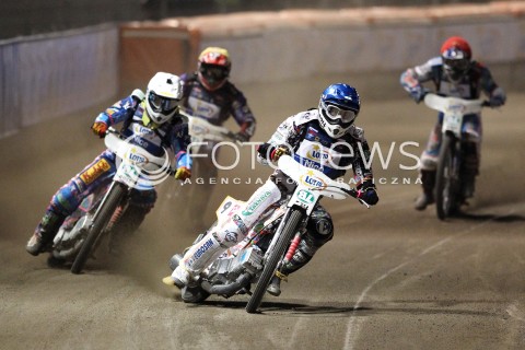  29.09.2013 RZESZOW ZUZEL SPEEDWAY <br />FINAL INDYWIDUALNYCH MISTRZOSTW EUROPY 2013 NA ZUZLU W RZESZOWIE<br />FINAL ROUND INDIVIDUAL SPEEDWAY EUROPEAN CHAMPIONSHIP IN RZESZOW<br />N/Z BIEG 8: NICOLAS COVATTI (CZERWONY), MARTIN VACULIK (NIEBIESKI), GRIGORIJ LAGUTA (BIALY), LEON MADSEN (ZOLTY)<br /> 