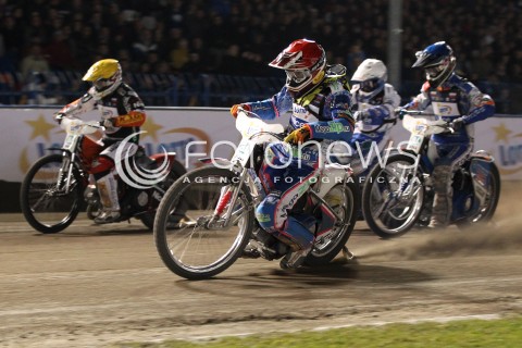  29.09.2013 RZESZOW ZUZEL SPEEDWAY <br />FINAL INDYWIDUALNYCH MISTRZOSTW EUROPY 2013 NA ZUZLU W RZESZOWIE<br />FINAL ROUND INDIVIDUAL SPEEDWAY EUROPEAN CHAMPIONSHIP IN RZESZOW<br />N/Z BIEG 10: GRIGORIJ LAGUTA (CZERWONY), LUKASZ SOWKA (NIEBIESKI), NICKI PEDERSEN (BIALY), SEBASTIAN ULAMEK (ZOLTY)<br /> 
