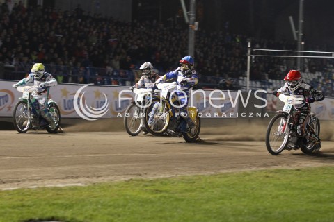  29.09.2013 RZESZOW ZUZEL SPEEDWAY <br />FINAL INDYWIDUALNYCH MISTRZOSTW EUROPY 2013 NA ZUZLU W RZESZOWIE<br />FINAL ROUND INDIVIDUAL SPEEDWAY EUROPEAN CHAMPIONSHIP IN RZESZOW<br />N/Z BIEG 11: MARTIN VACULIK (CZERWONY), ANDRIEJ KARPOW (NIEBIESKI), GRZEGORZ WALASEK (BIALY), HANS ANDERSEN (ZOLTY)<br /> 