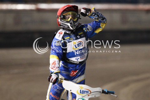  29.09.2013 RZESZOW ZUZEL SPEEDWAY <br />FINAL INDYWIDUALNYCH MISTRZOSTW EUROPY 2013 NA ZUZLU W RZESZOWIE<br />FINAL ROUND INDIVIDUAL SPEEDWAY EUROPEAN CHAMPIONSHIP IN RZESZOW<br />N/Z BIEG 18: ANDRIEJ KARPOW (CZERWONY) RADOSC EMOCJE<br /> 