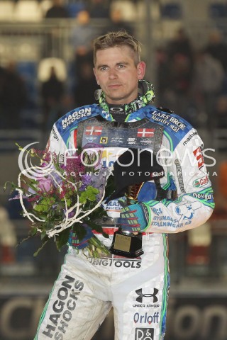  29.09.2013 RZESZOW ZUZEL SPEEDWAY <br />FINAL INDYWIDUALNYCH MISTRZOSTW EUROPY 2013 NA ZUZLU W RZESZOWIE<br />FINAL ROUND INDIVIDUAL SPEEDWAY EUROPEAN CHAMPIONSHIP IN RZESZOW<br />N/Z HANS ANDERSEN PODIUM MEDAL PUCHAR DEKORACJA RADOSC<br /> 